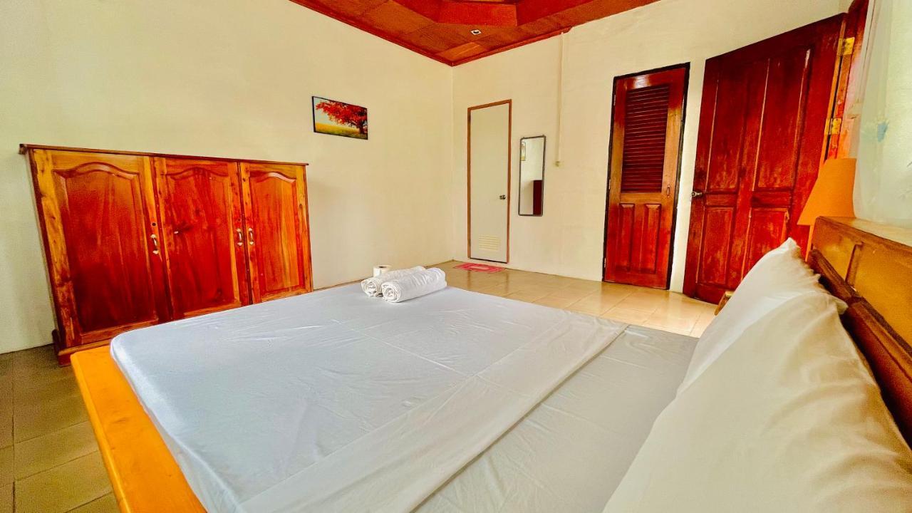 La Concepcion Cove Garden Resort Моалбоал Екстериор снимка