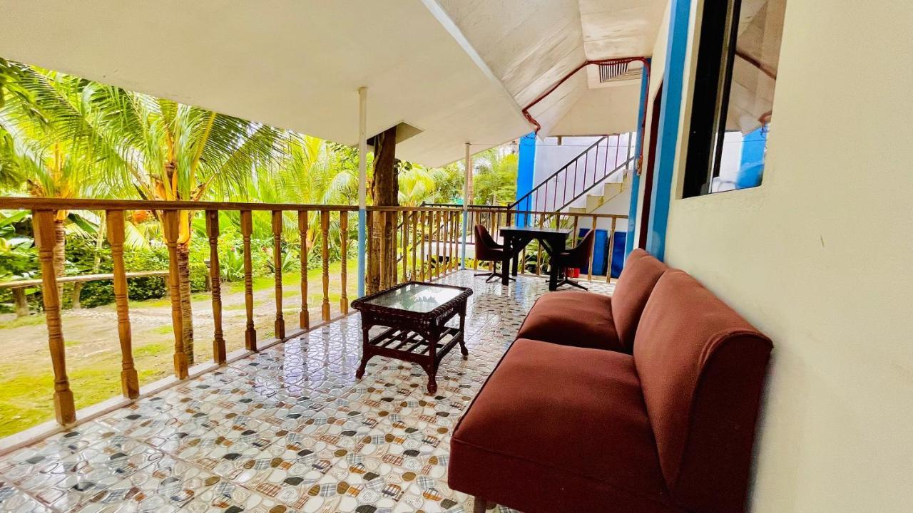 La Concepcion Cove Garden Resort Моалбоал Екстериор снимка