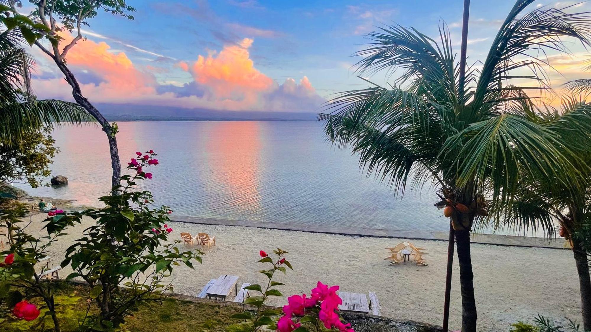 La Concepcion Cove Garden Resort Моалбоал Екстериор снимка